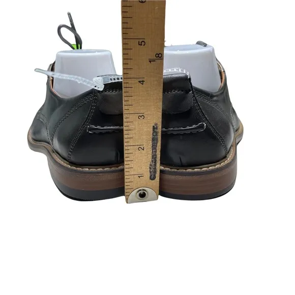 New Madden men shoes Size 8.5 NEW