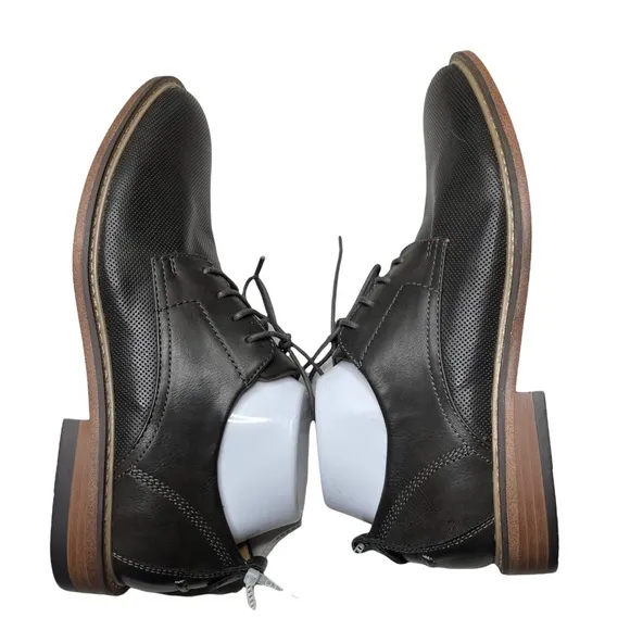 New Madden men shoes Size 8.5 NEW