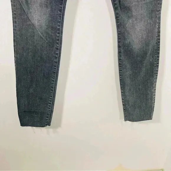 NEW Mother Denim The Stunner Ankle Fray Jeans in Friday the 13th Wash Retro Y2K