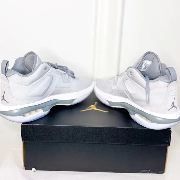 NEW Nike Air Jordans Stay Loyal 3 Gray Basketball Sneakers Shoes Size 10 Men