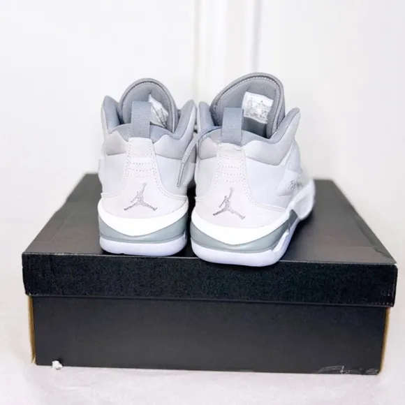 NEW Nike Air Jordans Stay Loyal 3 Gray Basketball Sneakers Shoes Size 10 Men