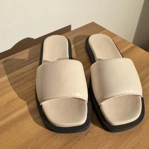 NEW Shoe the Bear Krista Mule Sandal Leather White Size 41 US 9/9.5 NWOT
