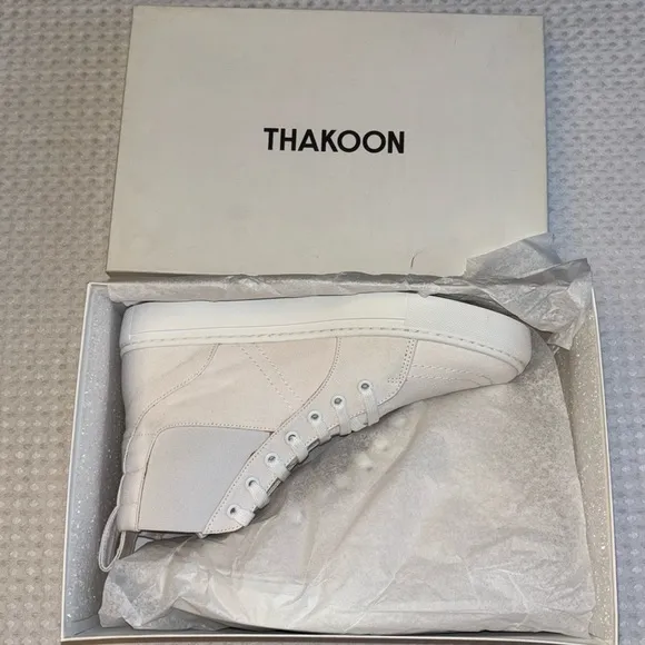 NEW! THAKOON 39/9 White Pull-On High Top Designer Sneakers Athletic Casual Shoes