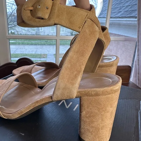 NEW Vionic 9.5 Wide Elegant Tan Suede Block Heel Sandals Strappy Zinfandel