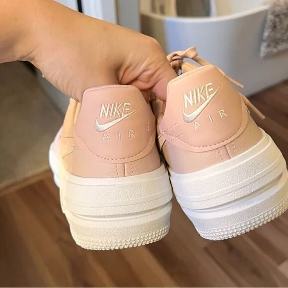 NEW Women’s Size 9 Nike Air Force 1 PLT.AF.ORM Pink Oxford Womens Sneakers