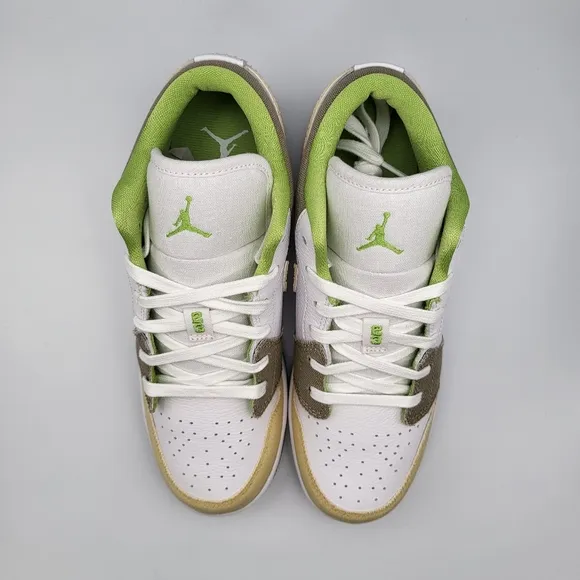 NEW Youth 6 | Women 7.5 Air Jordan 1 Low SE 'Pastel' - DJ0341-100