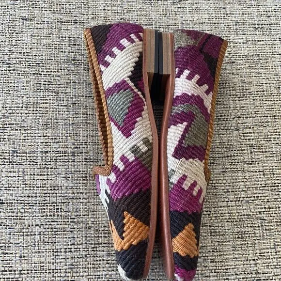 NEW  Artemis  loafers