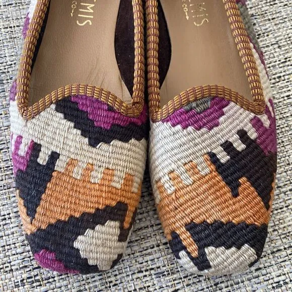 NEW  Artemis  loafers