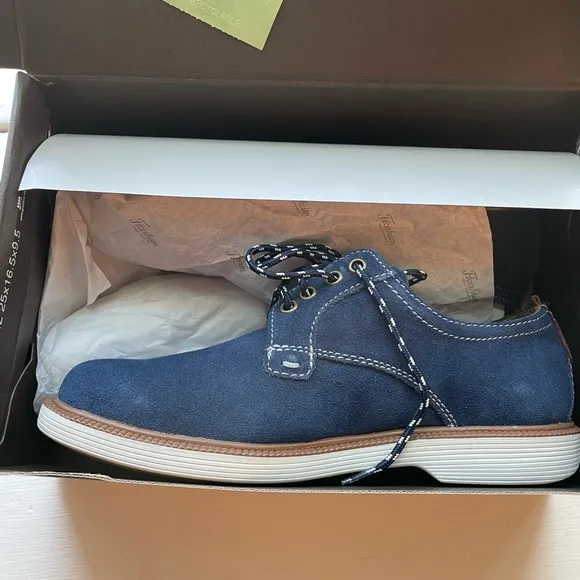 NIB boys Florsheim shoes