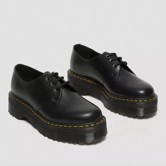 NIB* Doc Martens 1461 Smooth Leather Platform in Black - Women's 6