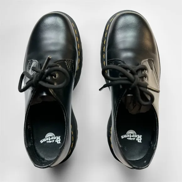 NIB* Doc Martens 1461 Smooth Leather Platform in Black - Women's 6