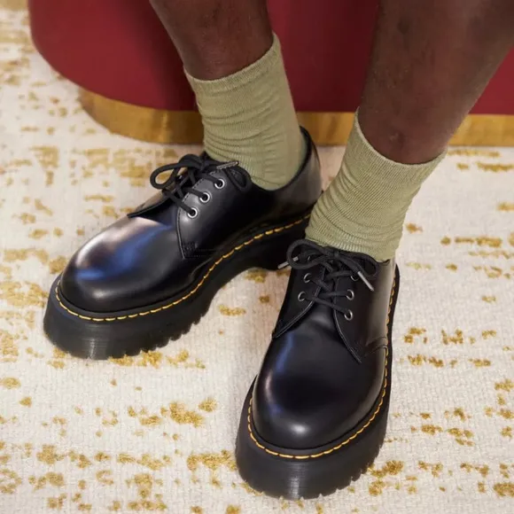 NIB* Doc Martens 1461 Smooth Leather Platform in Black - Women's 6