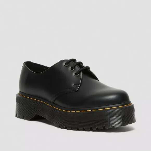 NIB* Doc Martens 1461 Smooth Leather Platform in Black - Women's 6