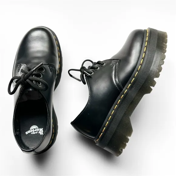 NIB* Doc Martens 1461 Smooth Leather Platform in Black - Women's 6