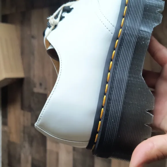 NIB Dr. Martens 1461 Quad White Smooth Leather Platform Sz 7 Women EU 38