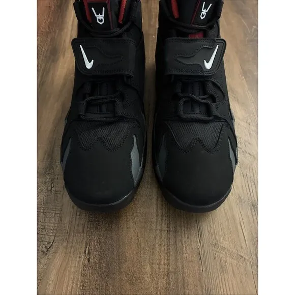 Nike Air DT Max '96 Falcons Black Red Shoes Men Size 9 HQ3620-010 New