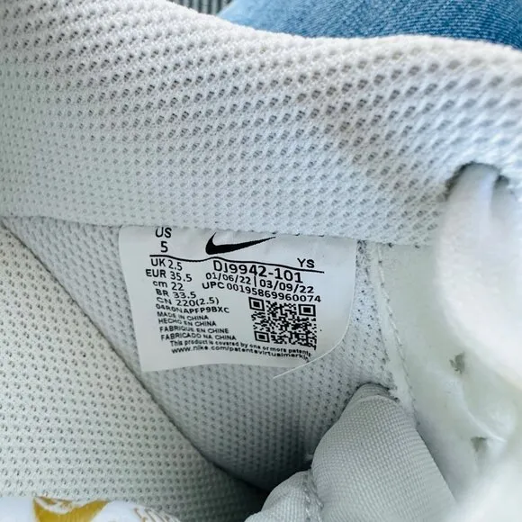 🤩Nike Air Force 1 07 Size 5 Women Shoes Essential White Paisley DJ9942-101 New