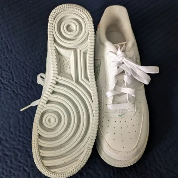 Nike Air Force 1 Crater GS 6.5 Youth (8 Women) White Green Shoes 022025