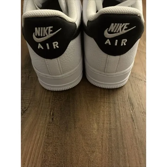 Nike Air Force 1 Low Men Size 12 White/Black Pebbled Leather (CT2302 100)