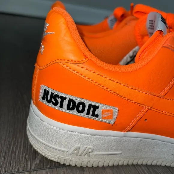 Nike Air Force 1 Low 'Total Orange' 2018 Sneaker Pumpkin Black Just Do It Shoes