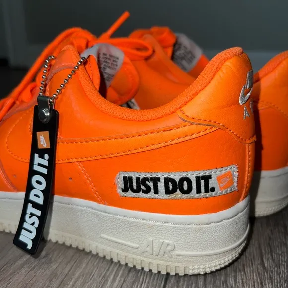 Nike Air Force 1 Low 'Total Orange' 2018 Sneaker Pumpkin Black Just Do It Shoes