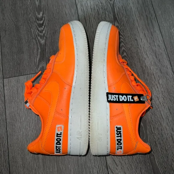 Nike Air Force 1 Low 'Total Orange' 2018 Sneaker Pumpkin Black Just Do It Shoes