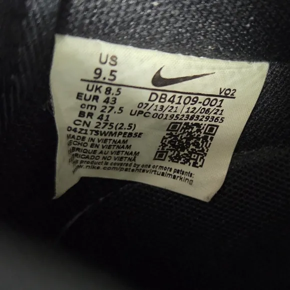 Nike Air Force 1 Luxe DB4109-001 Men's Black and Tan Sneakers