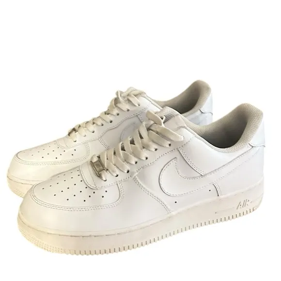 Nike Air Force 1's '07 Triple White Shoes Sz 10.5 Women/Sz 9 Men #315122-111