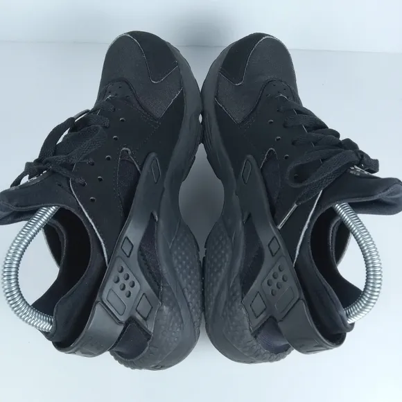 Nike Air Huarache Sneakers Mens 8 Triple Black Athletic Shoes Lace-Up Casual