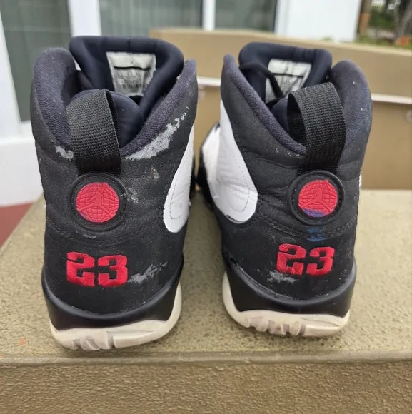 Nike Air Jordan 9 Space Jam size 10.5 with sole separation *RESTORATION PROJECT*