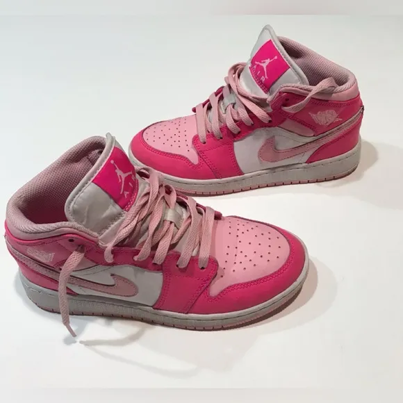 🪻Nike Air Jordan Kid’s Leather Shoes, Size 4Y