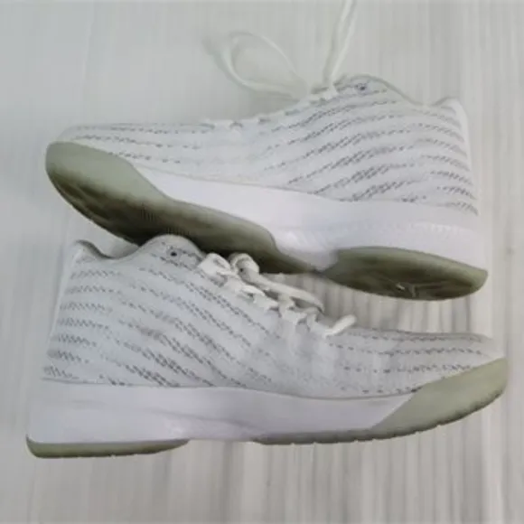 Nike Air Jordans-White-Men size 9