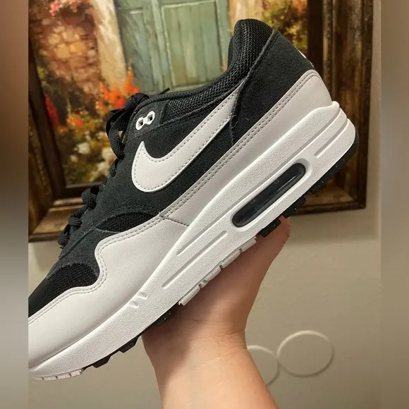 Nike Air Max 1 Essential Off Noir Vast Grey sneakers