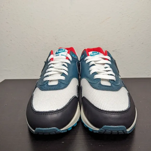 Nike Air Max 1 Lebron James Liverpool FC Shoes FB8914-100 Men's Size 8 Women 9.5