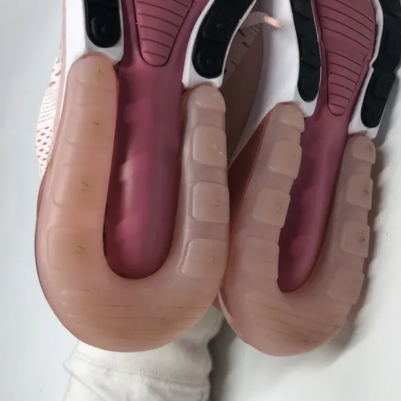 Nike Air Max 270 Light Soft Pink Running AH6789-604 USED Size 5.5
