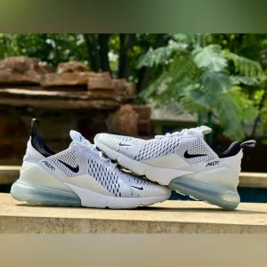 Nike Air Max 270 White &amp; Black - Size 9.5 Women’s, 8 Men’s (AH6789-100)