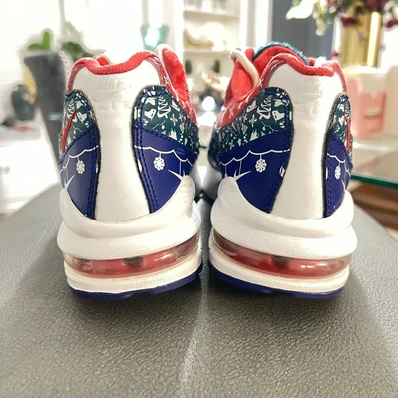 Nike Air Max 95 GS Ugly Christmas Sweater Red Multi Size 5.5Y Holiday Sneakers
