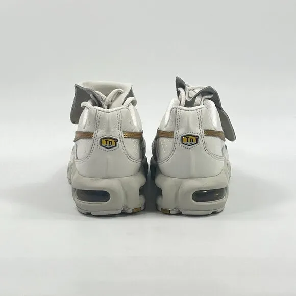 Nike Air Max Plus Tiempo Phantom Metallic Gold HV2541-001 size 6.5 Men / 8 Women