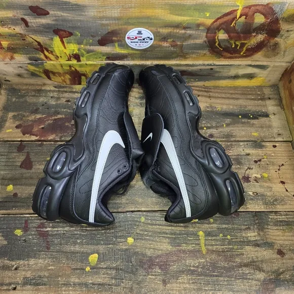 Nike Air Max Plus Tiempo Shoes Black HF0074-001 Women's Size 13 New