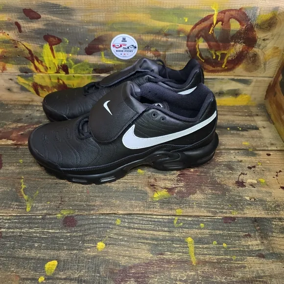 Nike Air Max Plus Tiempo Shoes Black HF0074-001 Women's Size 13 New