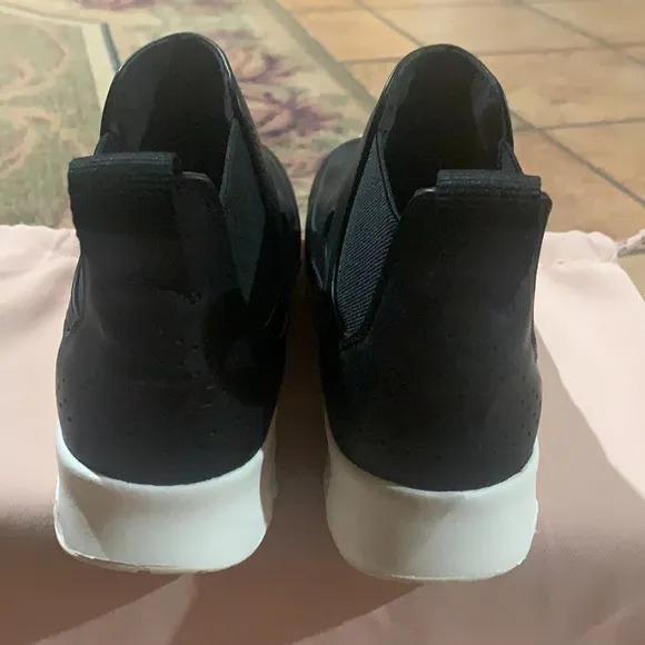Nike Air Max Thea Mid Women's Shoe (Premium)