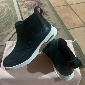 Nike Air Max Thea Mid Women's Shoe (Premium)