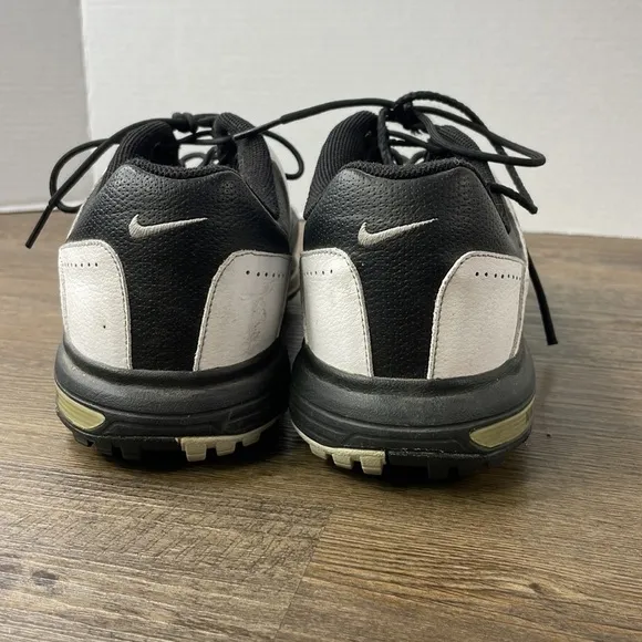 NIKE Air Tour Saddle Men US 9 White Black Golf Shoes  336050-103