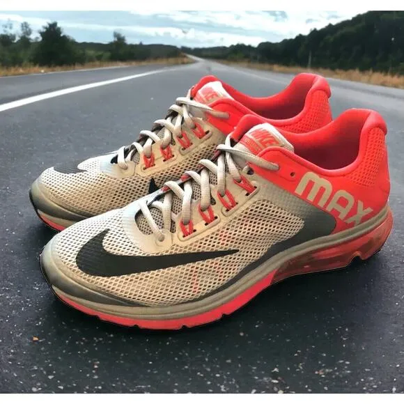 NIKE AIRMAX EXCELLERATE Grey Red Flex Run Shoes RARE Mens 9.5 Fast Ship