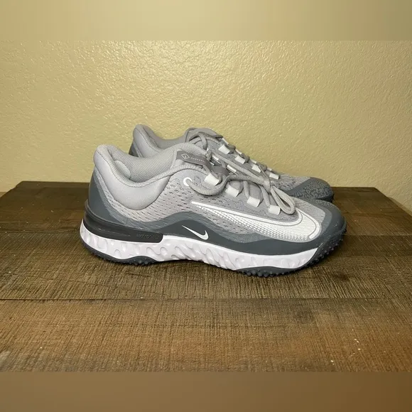 Nike Alpha Huarache Elite 4 Turf “Wolf Grey”- Size 9.5 and 12 Men Available.