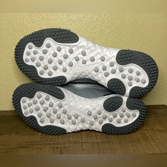 Nike Alpha Huarache Elite 4 Turf “Wolf Grey”- Size 9.5 and 12 Men Available.