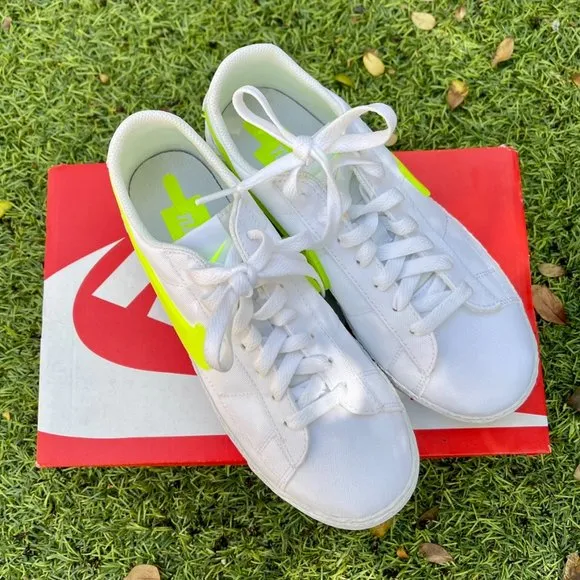 Nike Blazer low white yellow shoes