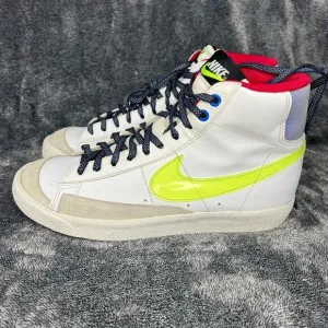 Nike Blazer MID '77 (WHITE / VOLT-HYPER ROYAL-MYSTIC HIBISCUS) Youth 7Y/ Women s