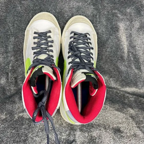 Nike Blazer MID '77 (WHITE / VOLT-HYPER ROYAL-MYSTIC HIBISCUS) Youth 7Y/ Women s