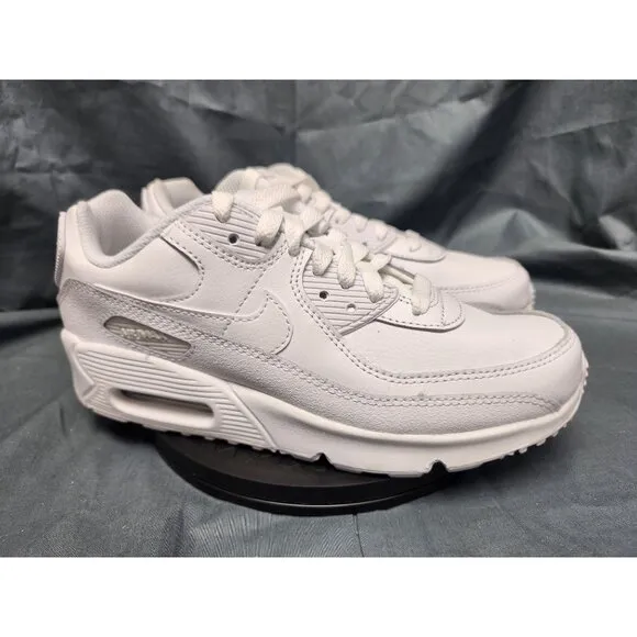 Nike Boys Air Max 90 (GS) Sneakers Leather Triple White Size 6 DISPLAY MODEL!